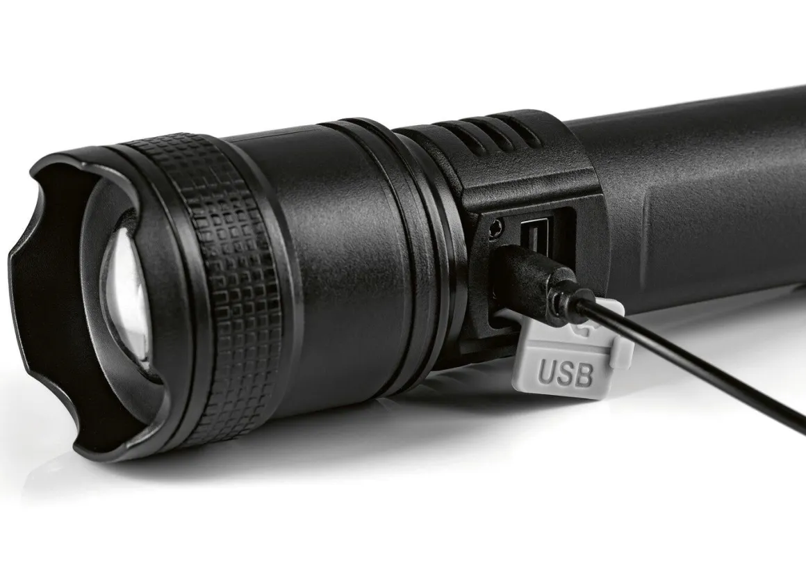 Akku-Taschenlampe von EASYmaxx