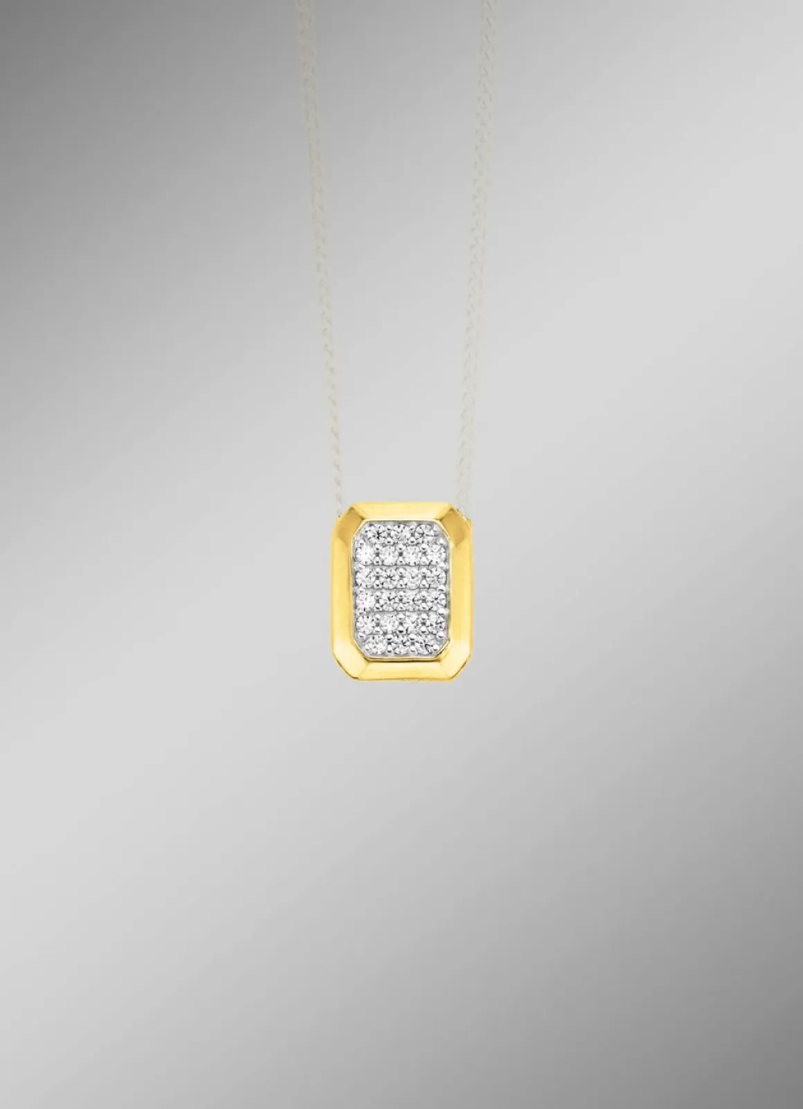 Anhänger mit Brillanten