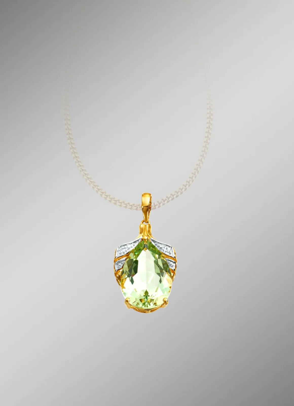 Anhänger mit grünem Amethyst