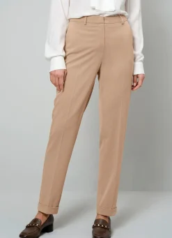 Hose mit fixierten Aufschlägen