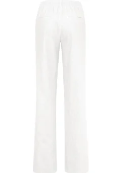 Jeans mit leicht ausgestellter Beinweite