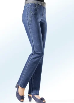 Jeans mit weiterem Bundumfang