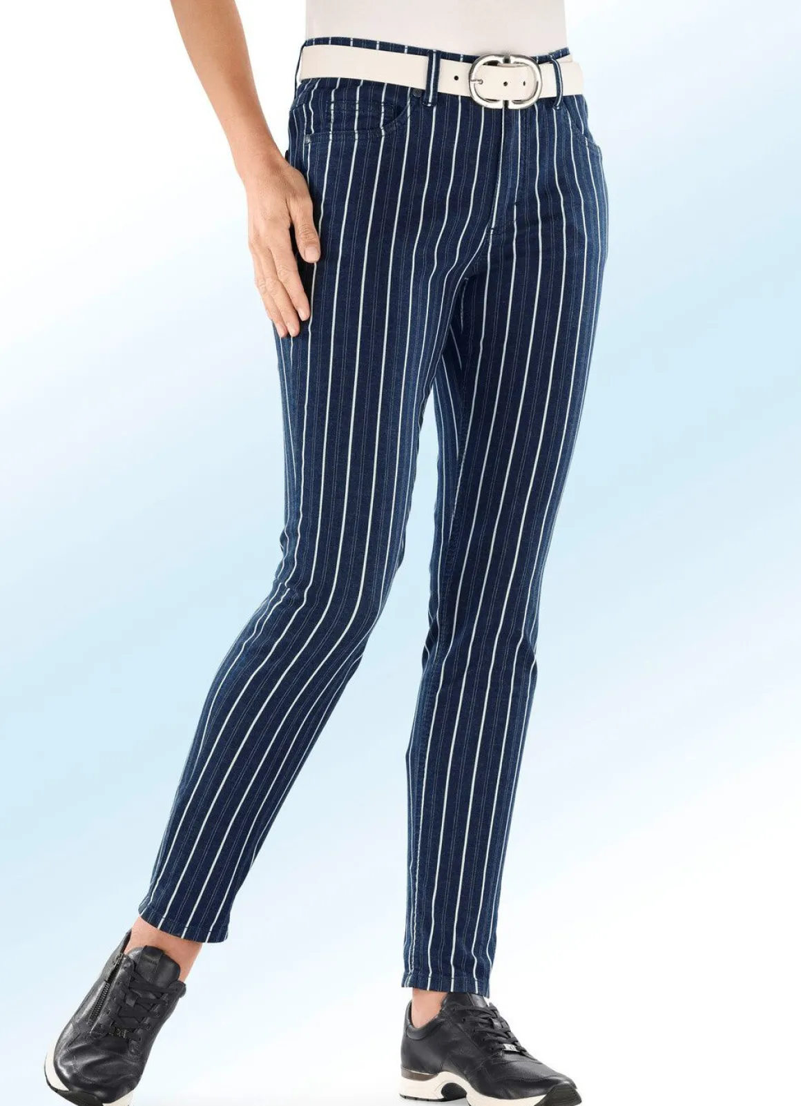 Jeans in aparter Streifendessinierung