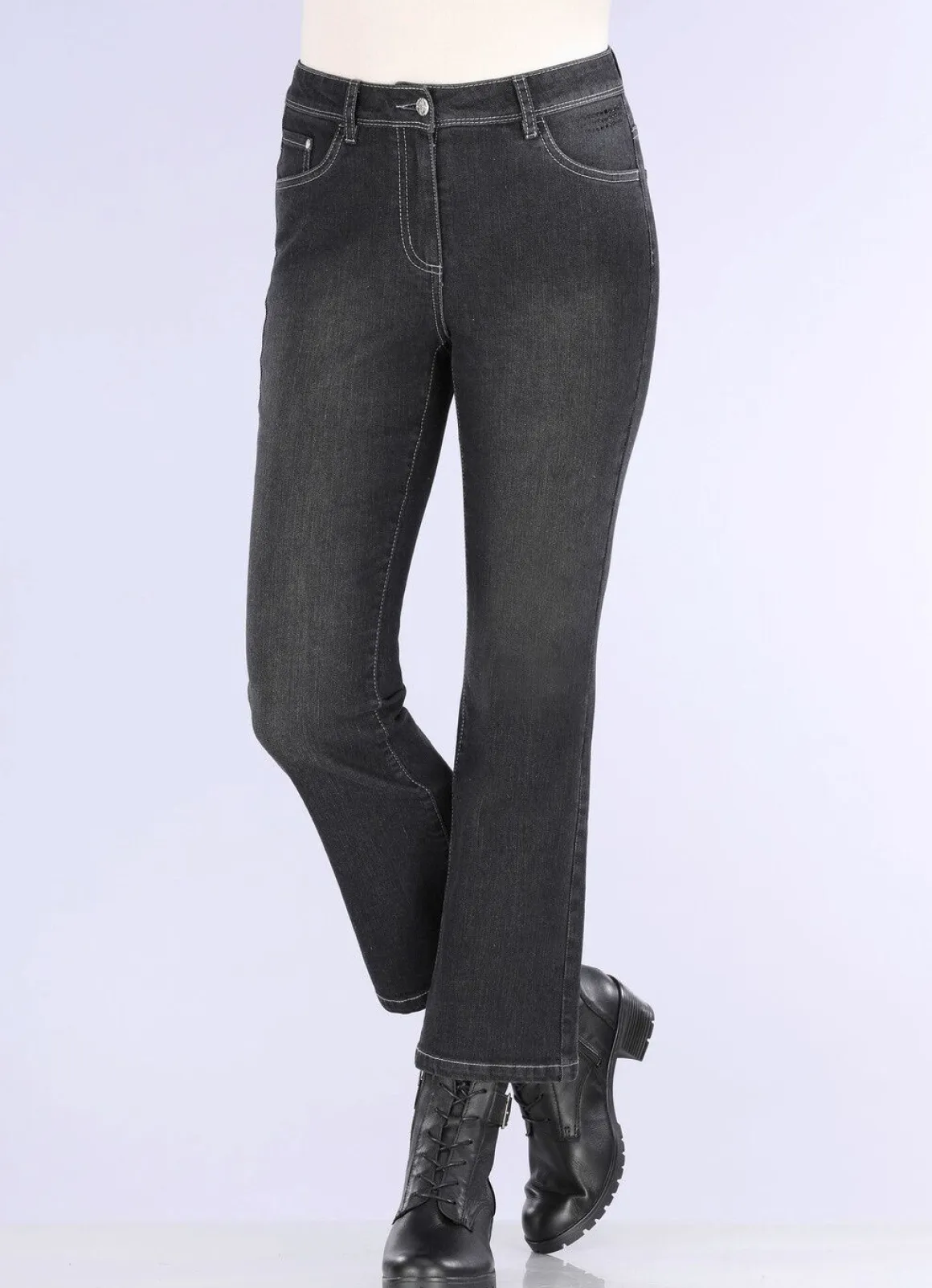 Jeans in Bootcut-Form