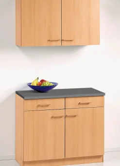 Küchenmöbel mit melaminharzbeschichteter Oberfläche