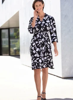 Kleid mit Bindegürtel und Floraldessin