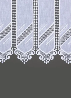 Kleinfenster-Store mit Macramé-Abschluss