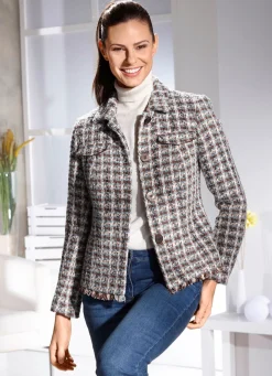 Kurzblazer in Chanel-Optik