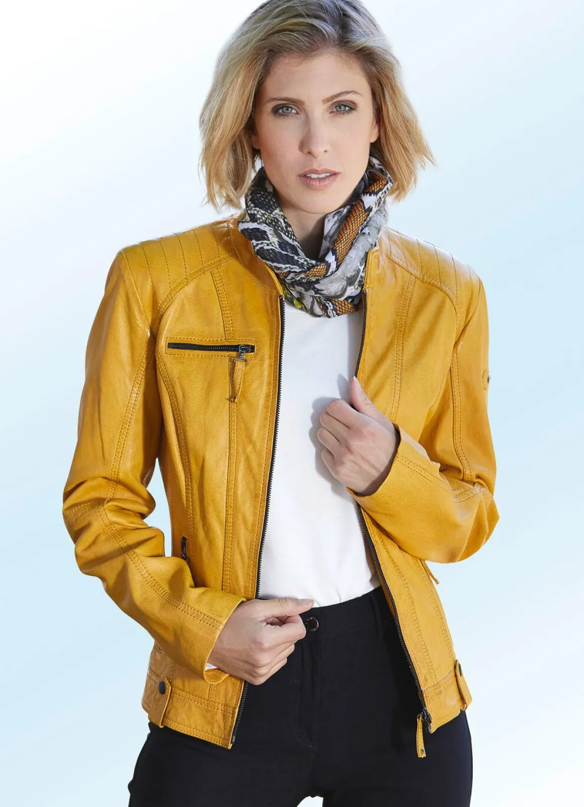 Lederkurzjacke von "Cabrini"