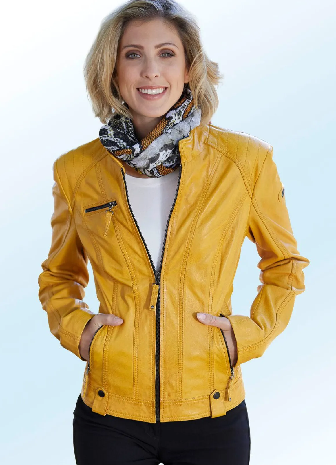 Lederkurzjacke von "Cabrini"