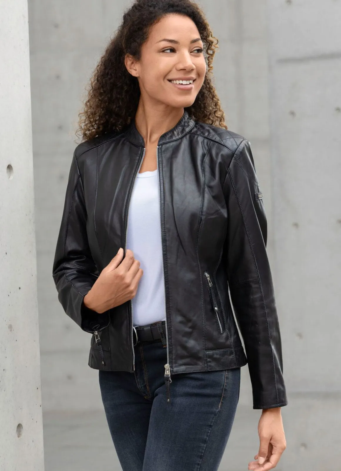 Lederkurzjacke von „Cabrini“