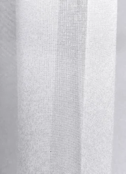 Leicht transparenter Store mit Automatikfaltenband