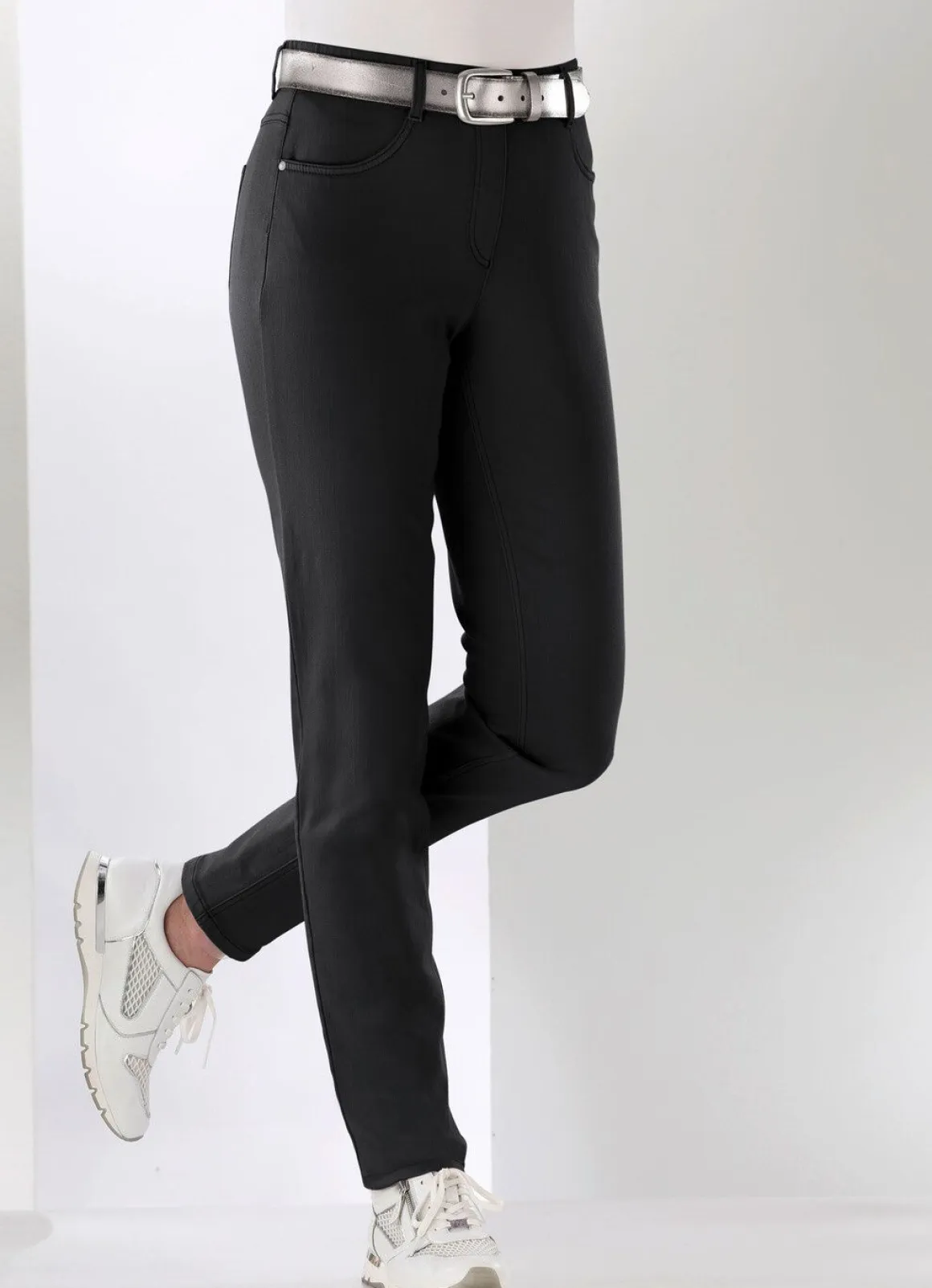 Magic-Jeans mit hohem Stretchanteil