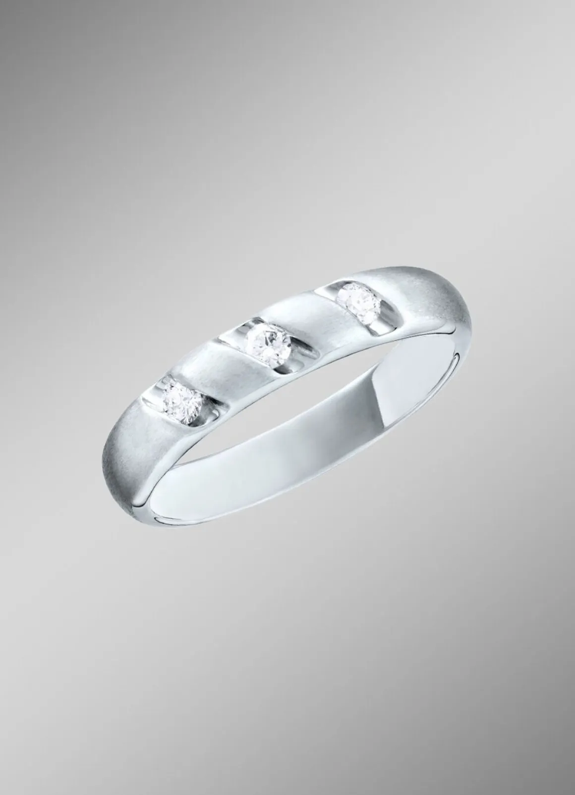 Platin Damenring mit 3 lupenreinen Brillanten