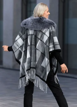 Poncho in Universalgröße