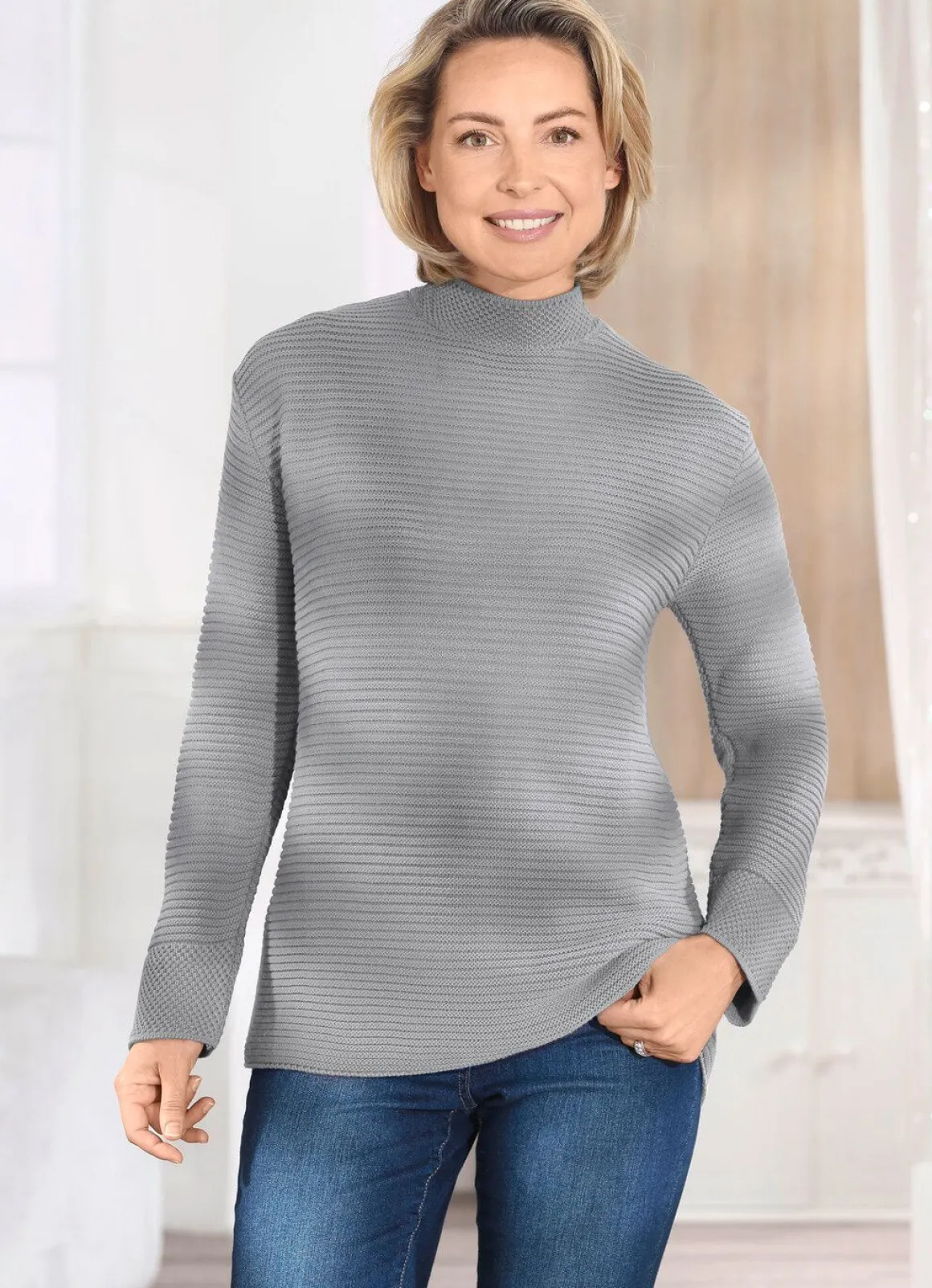 Pullover in Strukturmix