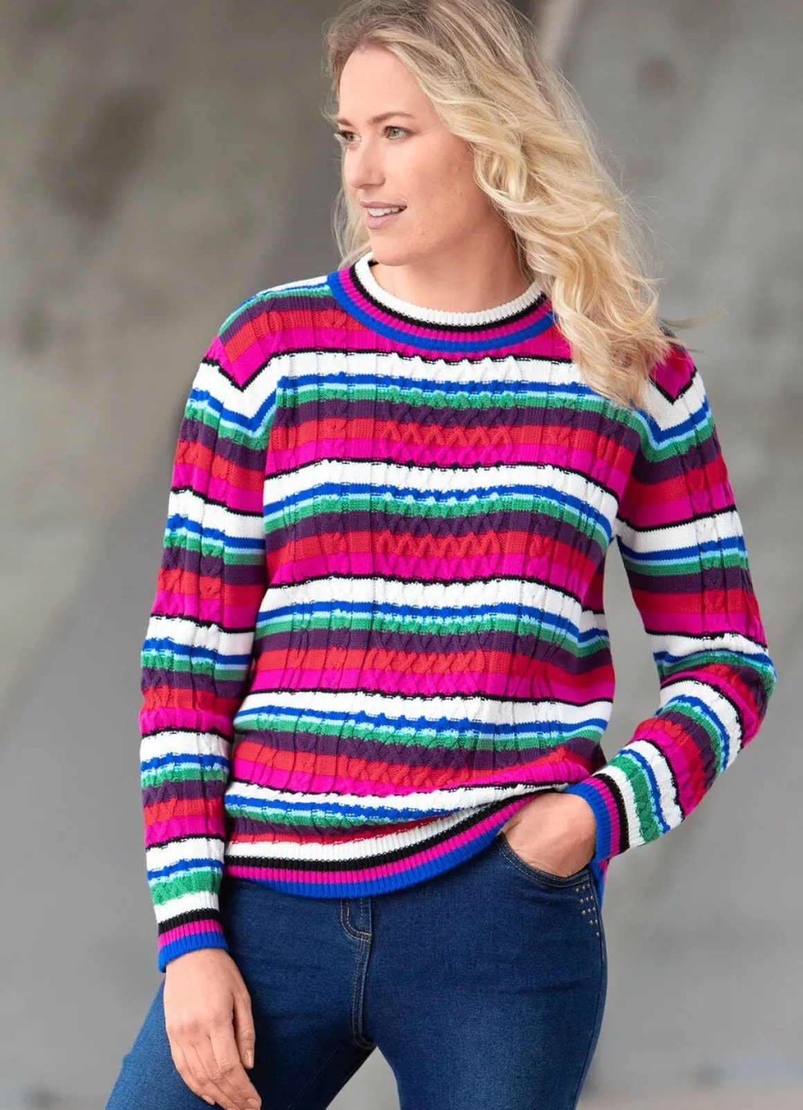 Pullover in Strukturmix