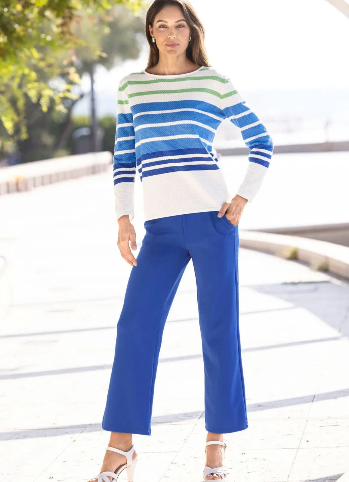 Pullover mit zartem Strukturmuster