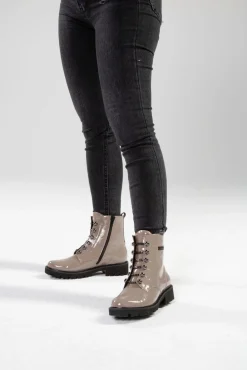 Remonte Stiefelette mit trendigen Zierketten in Schnür-Optik