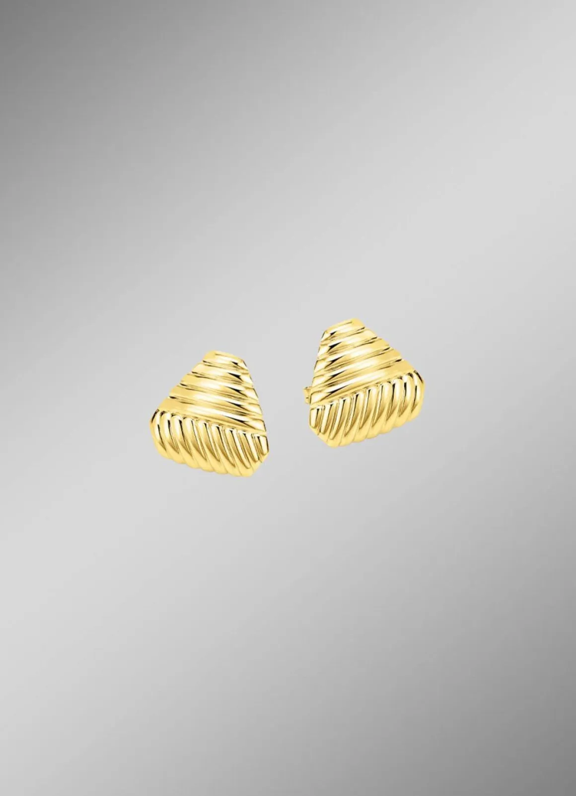 Schöne Ohrstecker mit Rillendesign