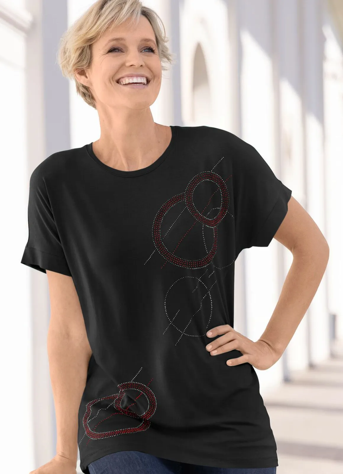 Shirt mit überschnittener Schulterpartie