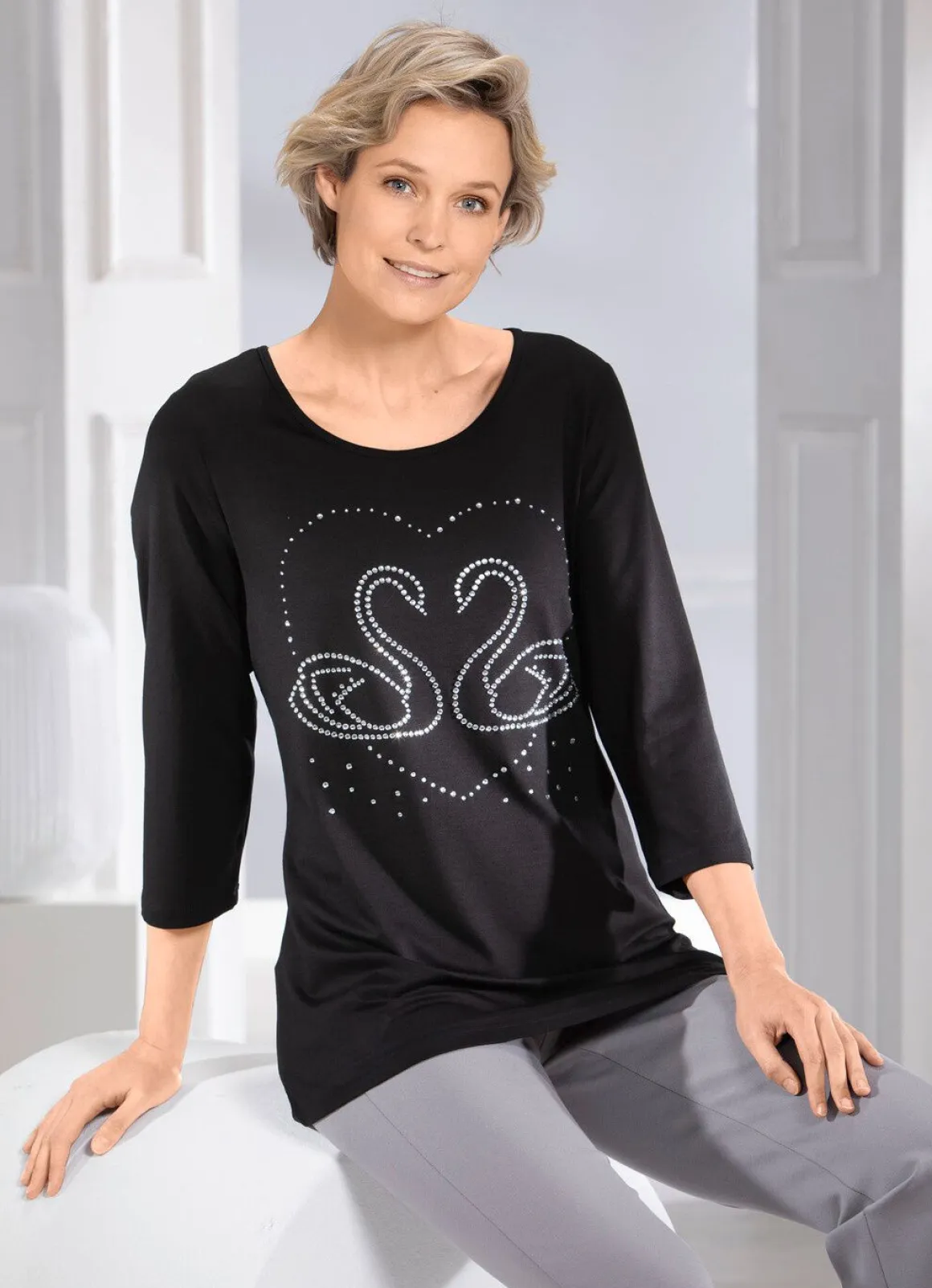 Shirt mit edler Strasszier