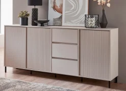 Sideboard mit aufwendiger Rillenfront