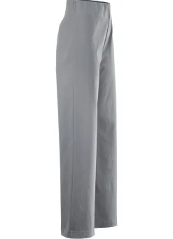 Soft-Stretch-Hose in modischer Weite