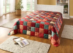Tagesdecke und Kissenbezüge in Patchwork-Optik
