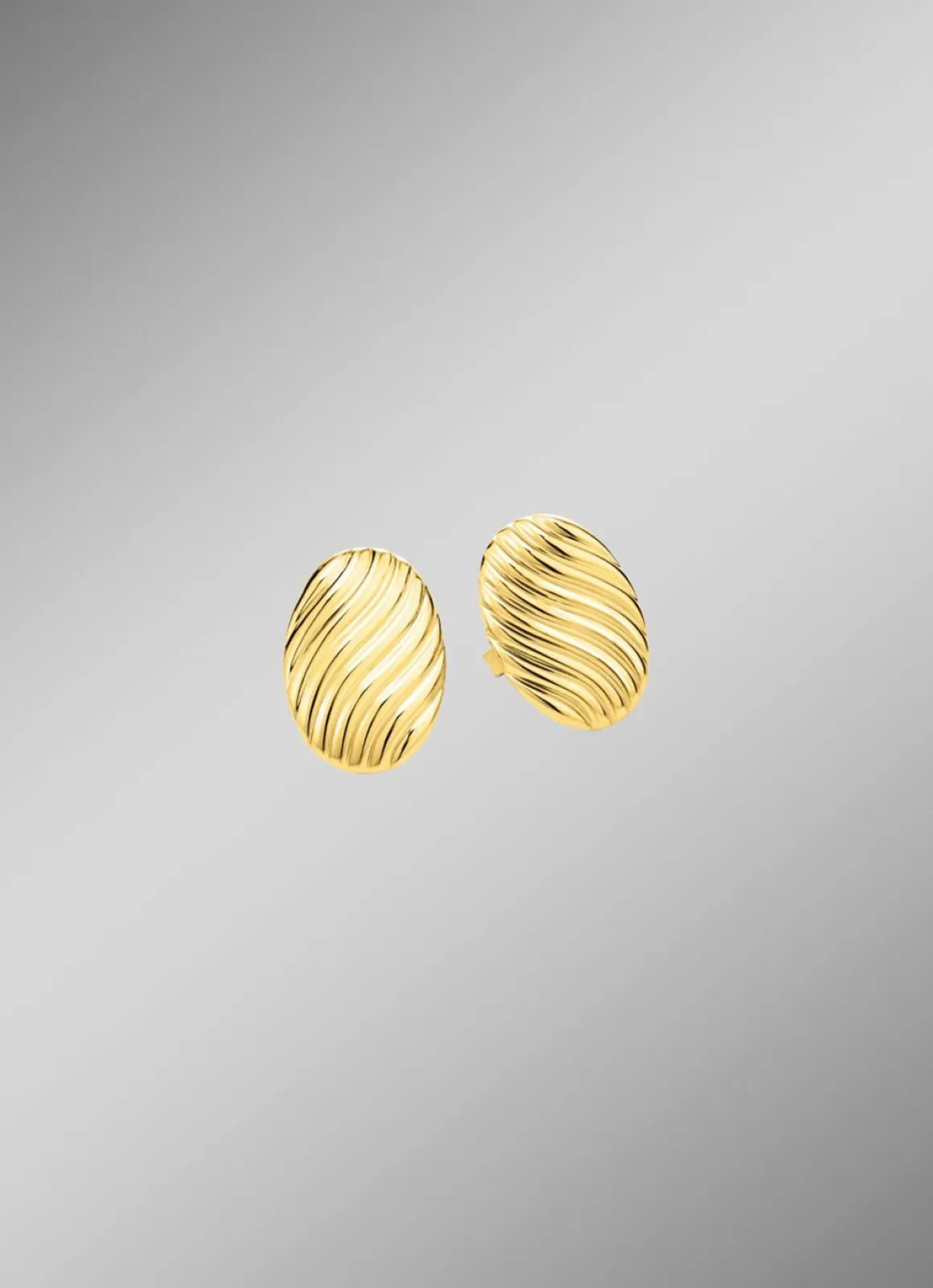 Tolle Ohrstecker mit Rillendesign