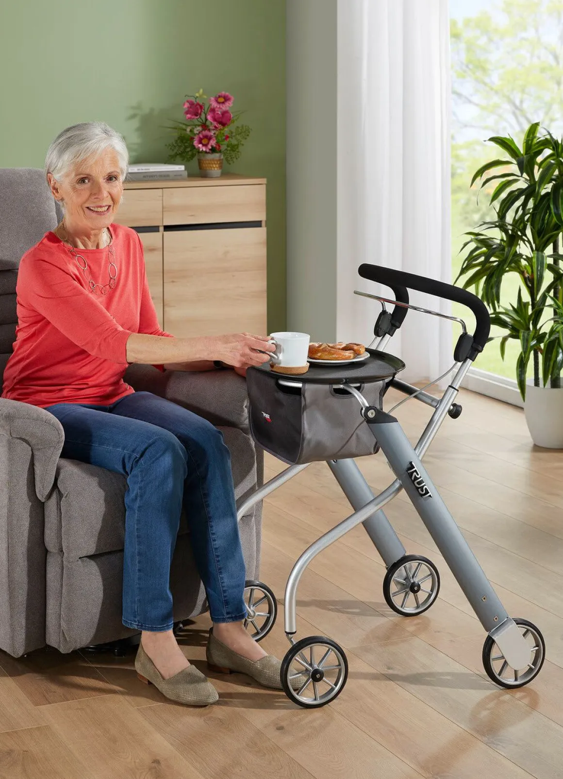 Trust Care Russka Indoor Rollator Let's Go